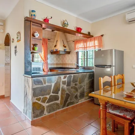 Seaside Retreat: Nerja's Two-bedroom Oasis With Pool And Views Holiday home