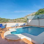 Charming House With Sea View, And Private Pool بيت للعطل نيرخا