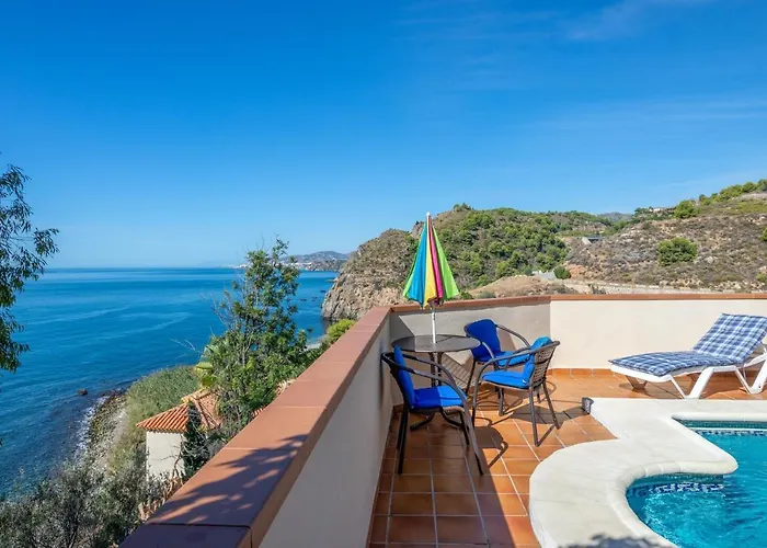 Seaside Retreat: Nerja's Two-bedroom Oasis With Pool And Views Holiday home Nerja